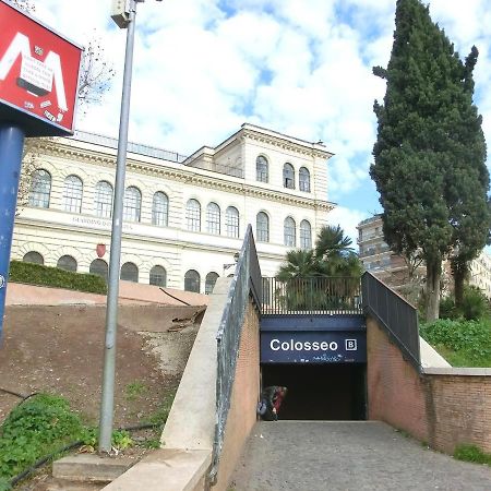 La Calla Al Colosseo Rzym Zewnętrze zdjęcie