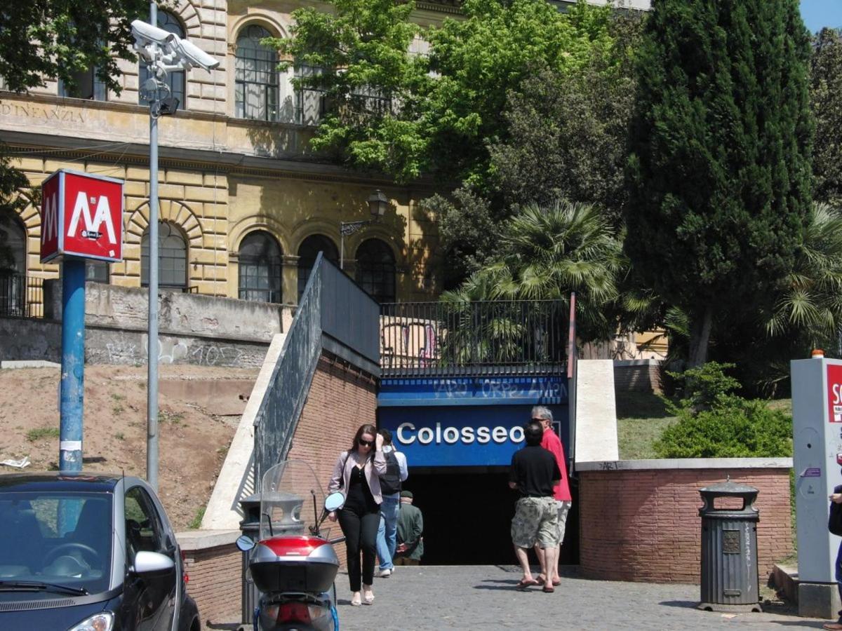 La Calla Al Colosseo Rzym Zewnętrze zdjęcie