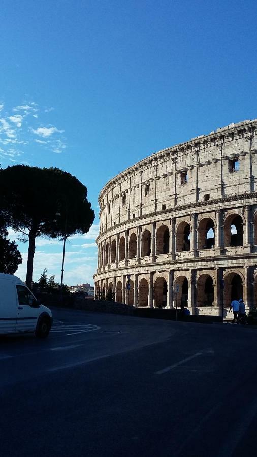 La Calla Al Colosseo Rzym Zewnętrze zdjęcie
