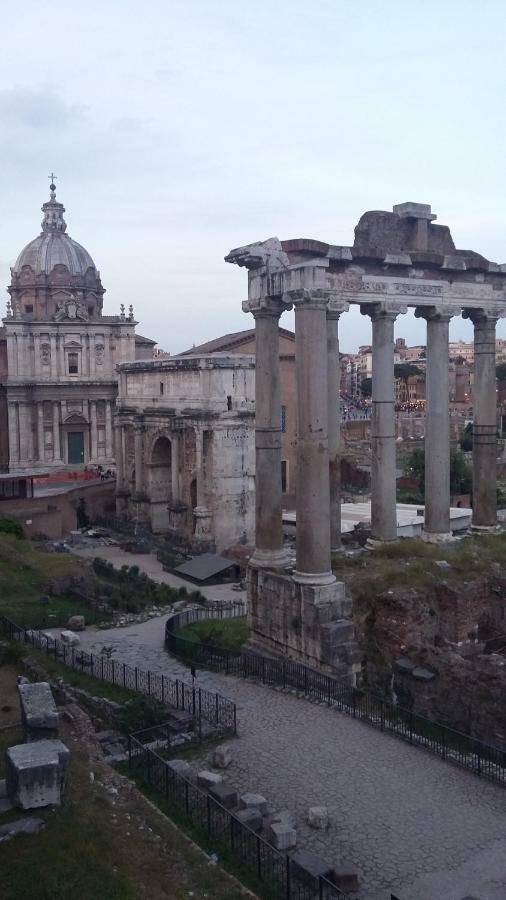La Calla Al Colosseo Rzym Zewnętrze zdjęcie